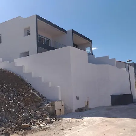 Luxe Vue Panoramique Sur La Piscine Clim Cassee 4 Etoiles Meuble Tourisme